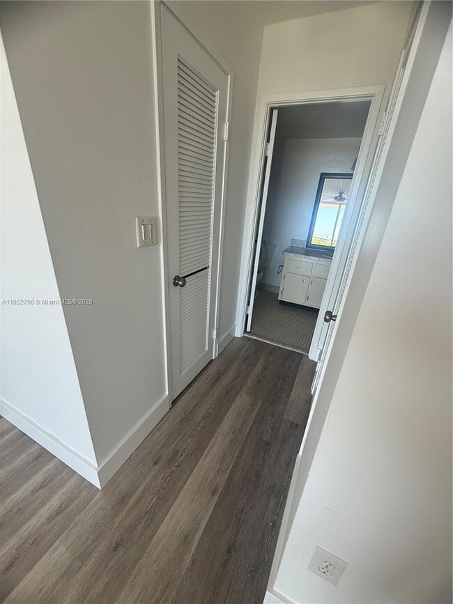 Building Photo - 1 bedroom in North Miami Beach FL 33179