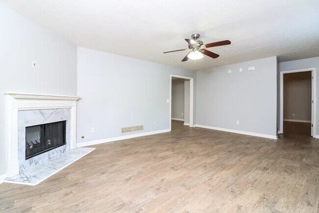 Foto del edificio - 3796 Cherokee Overlook Dr