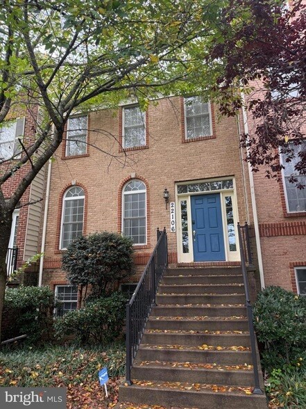 Foto del edificio - 22106 Fair Garden Ln