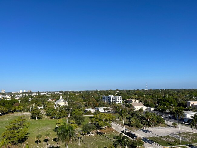 Foto del edificio - 2600 N Flagler Dr