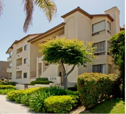 Building Photo - 3544 Indiana St