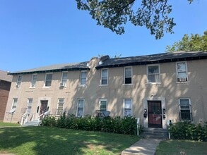 Building Photo - 1304 Court Ave