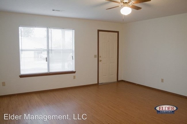 Building Photo - 6760 S Kathleen Cir