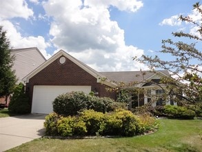 Building Photo - 6521 Southern Ridge Dr