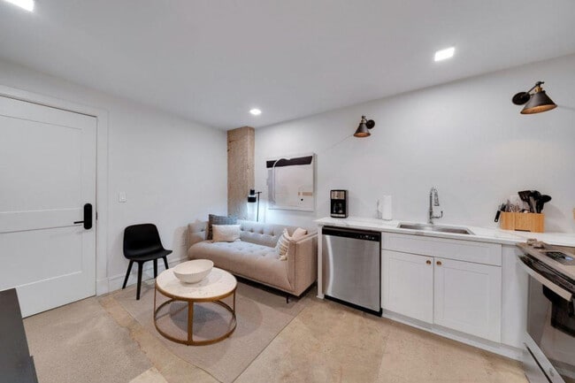 Foto del edificio - 505 E Travis St