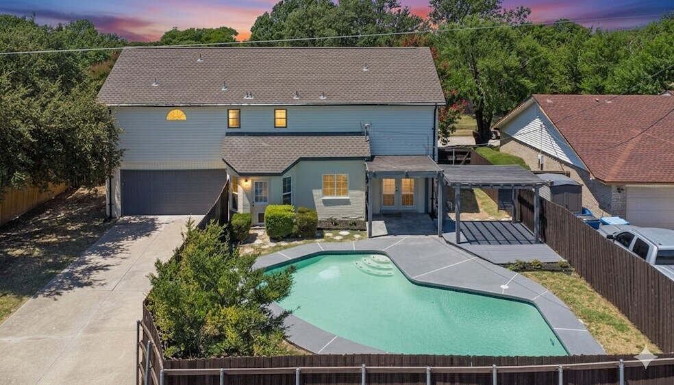 Primary Photo - 5206 Vagas Dr