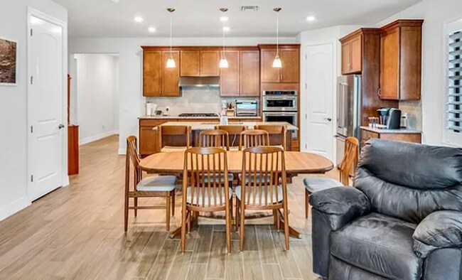 Building Photo - 4785 San Fratello Cir