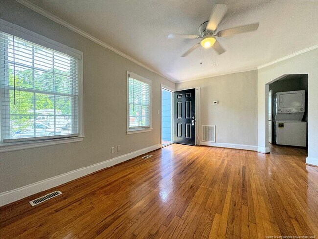 Building Photo - 1505 Belvedere Ave