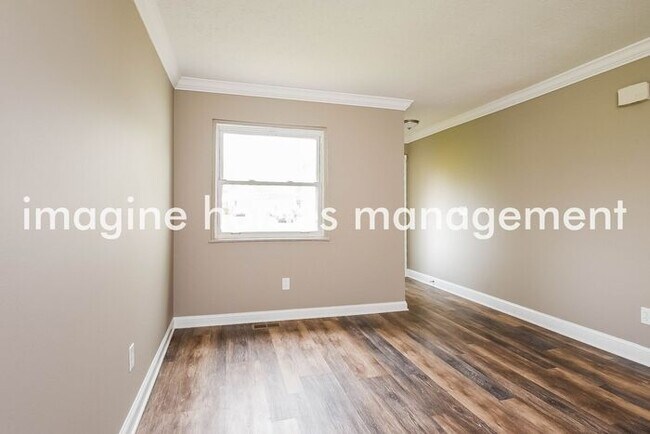 Building Photo - Charming 3 Bedroom Duplex in Streetsboro