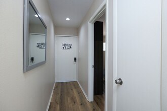 Building Photo - 12600 Melville Dr