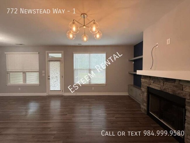 Building Photo - 772 Newstead Way