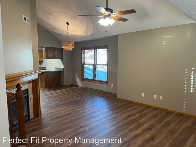 Building Photo - 3 br, 2 bath House - 2207 Breckenridge Dr