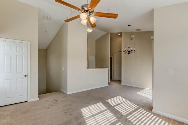 Living/Dining - 575 Oakleaf Plantation Pkwy