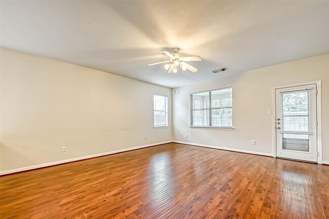 Building Photo - 5526 Hazel Berry Way