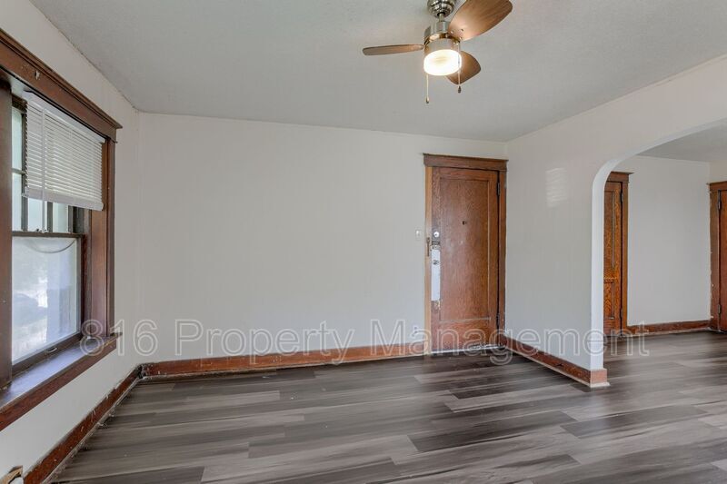 Primary Photo - 511-513 Prospect Ave