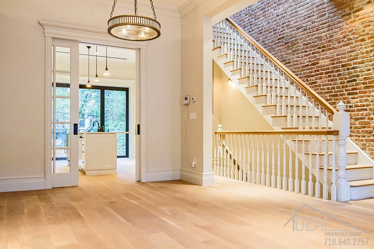 Foto principal - 454 Hancock St
