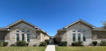 Building Photo - 3905 Hawthorne Ave