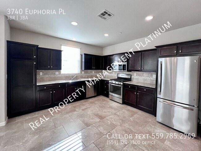 Foto del edificio - 3740 Euphoria Wy