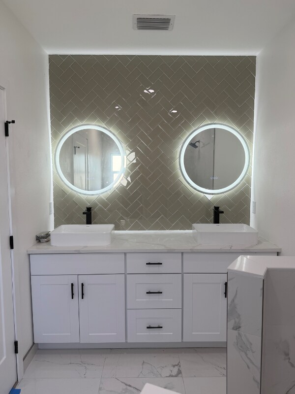 Foto del edificio - 3712 Brophy Blvd