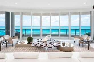 Building Photo - 5959 Collins Ave