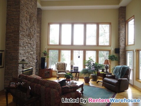 Building Photo - 11450 Mississippi Dr N