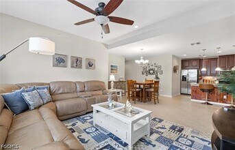 Building Photo - 8500 Violeta St