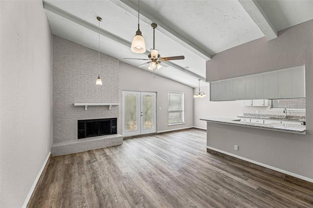 Building Photo - 221 Asbury Dr