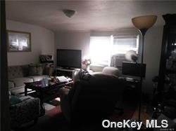Building Photo - 247 Oakley Ave