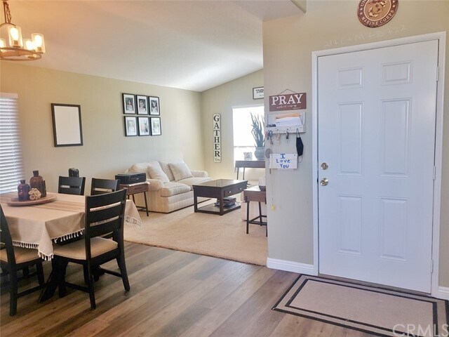 Building Photo - 36029 Dresden Ct