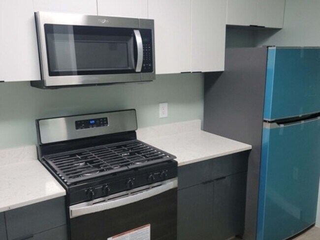 Foto del edificio - 4 Bedroom Duplex in Jersey City
