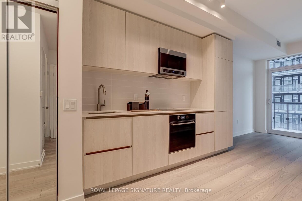 Photo principale - 110 Broadway Ave