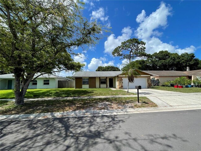 Foto del edificio - 8371 125th Pl N