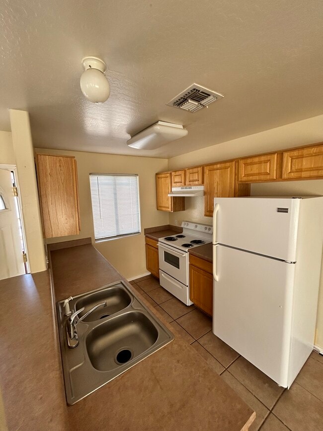 Building Photo - 8550 W Monaco Blvd
