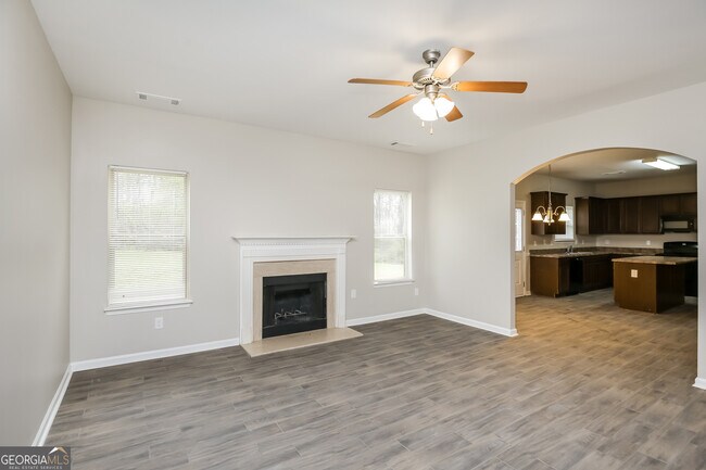 Foto del edificio - 842 Whitfield Oak Way NE