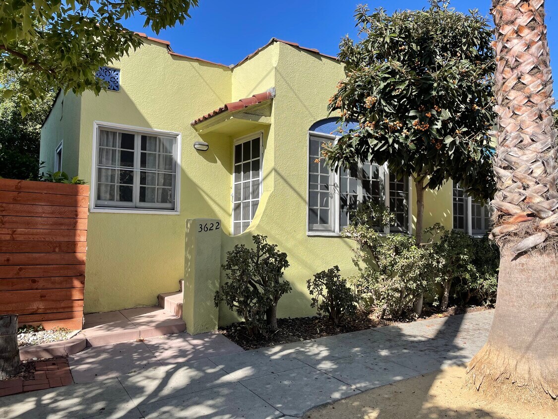 Foto principal - 3622 Effie St