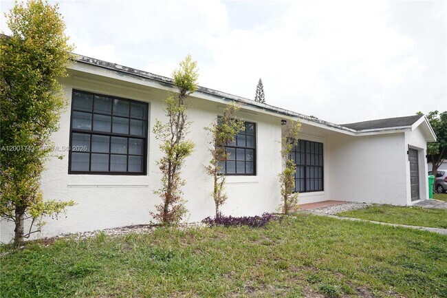 Foto del edificio - 4290 NW 120th Way