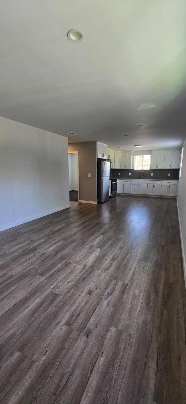 Building Photo - 6307 Miramonte Blvd