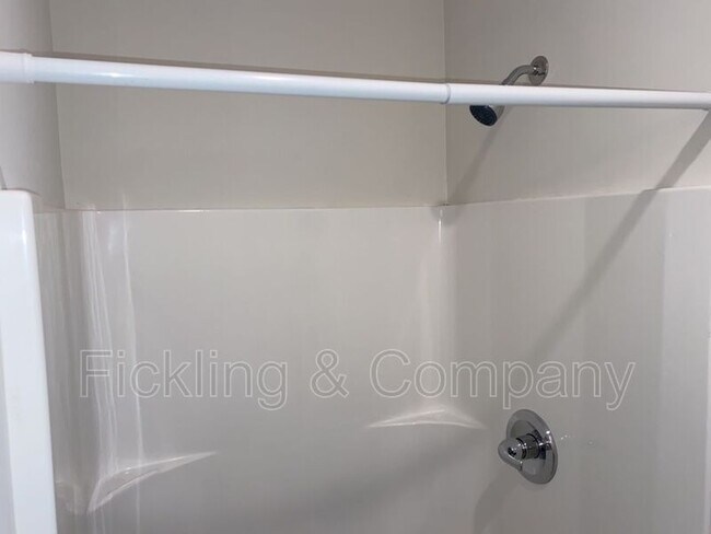Building Photo - 160 Arbor Creek