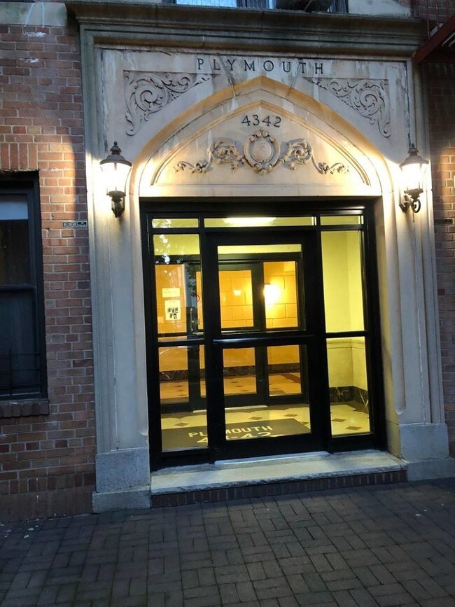 Foto del edificio - 43-42 45th St
