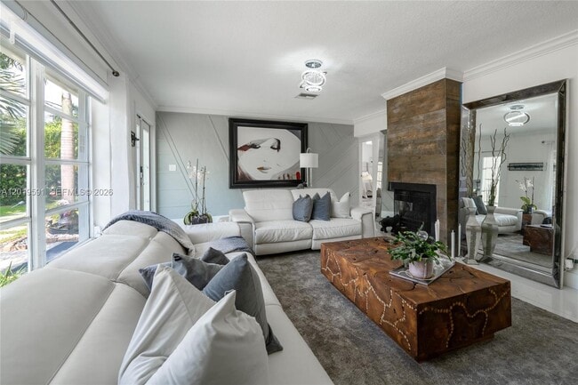 Foto del edificio - 1465 NE 53rd St