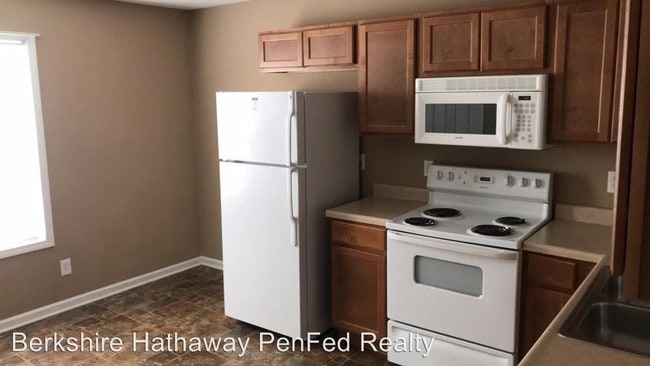 Building Photo - 104 Thermal Ct