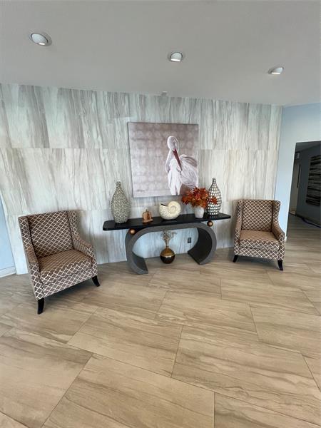 Foto del edificio - 1200 Hibiscus Ave
