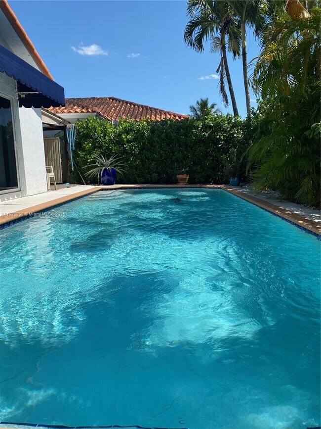 Foto del edificio - 14942 SW 36th Terrace