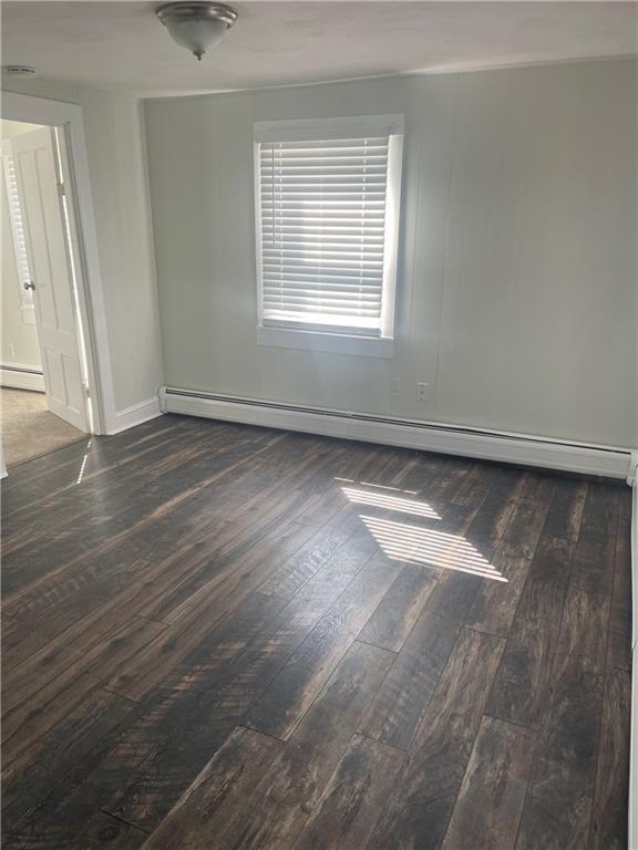 Foto del edificio - 10 Ryan Ave