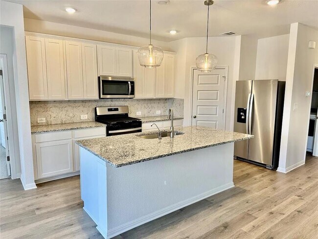 Foto del edificio - 486 El Capitan Lp