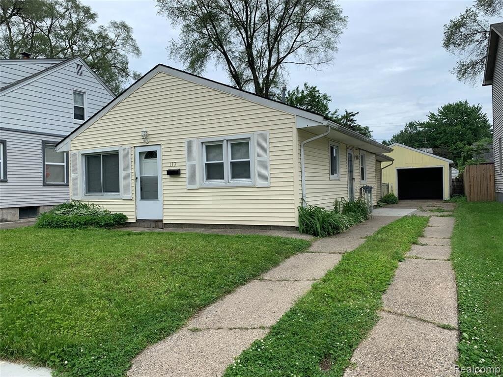 Primary Photo - 133 W Garfield Ave