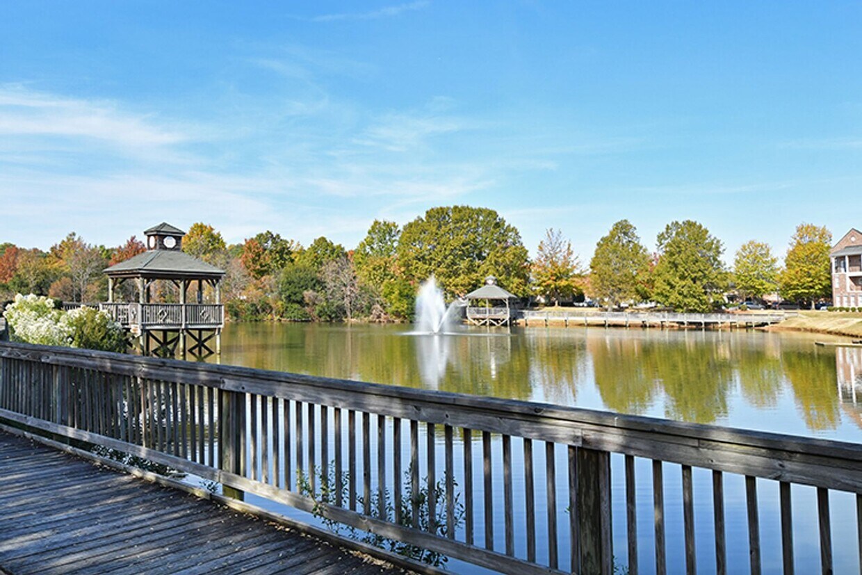 Foto principal - 8643 Beaver Creek Dr