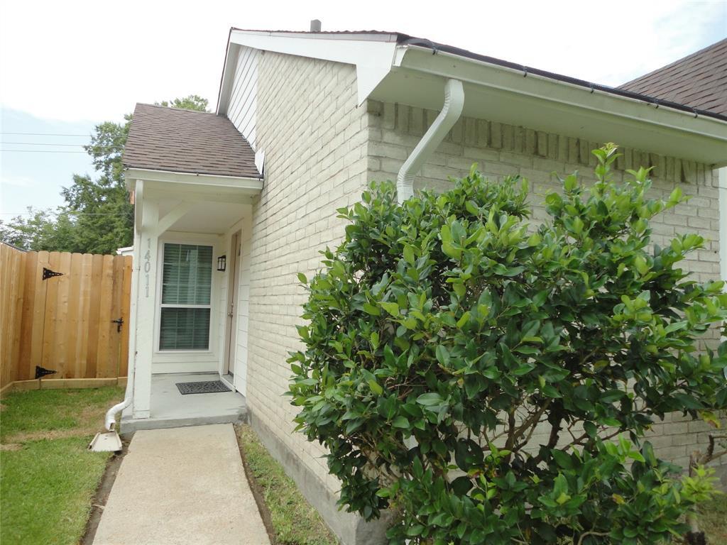 Primary Photo - 14011 Callahan Dr