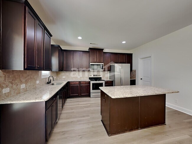 Foto del edificio - 1078 Hartwell Rd
