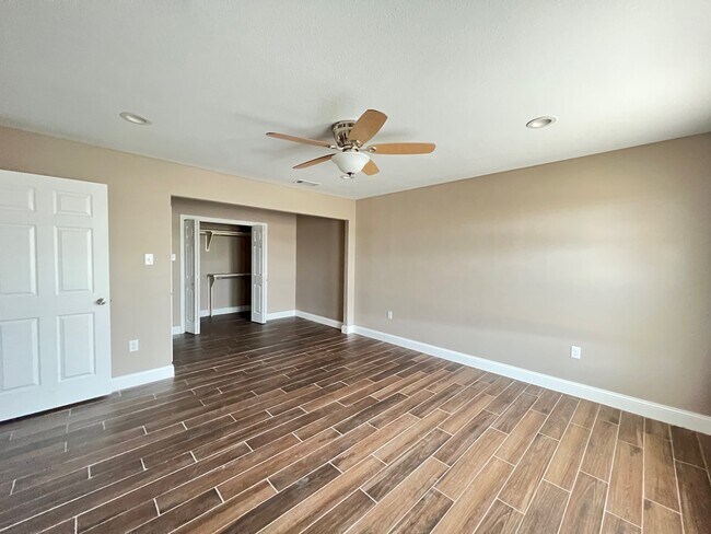 Foto del edificio - 312 Hickory Ave